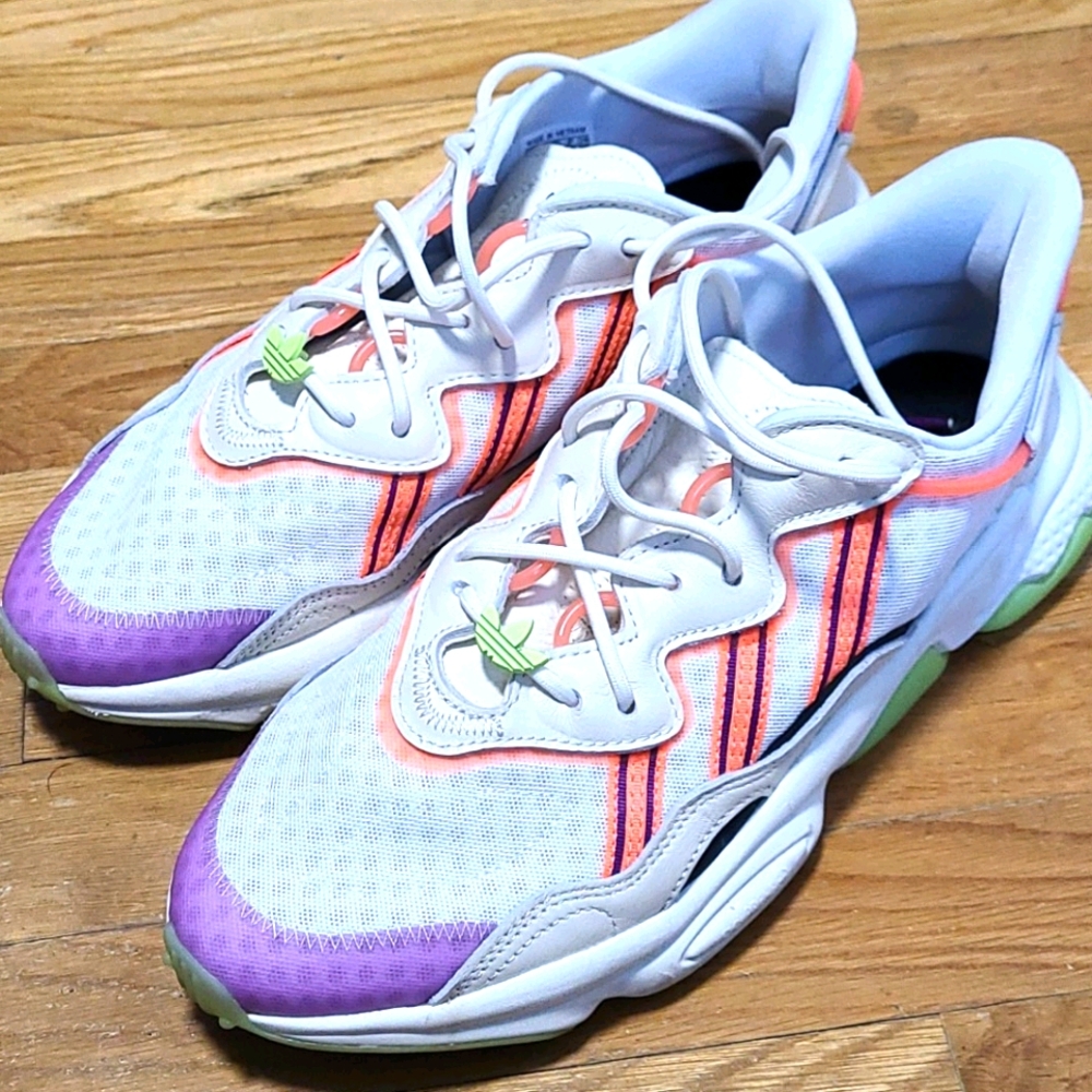 Men's Adidas Ozweego Shoes